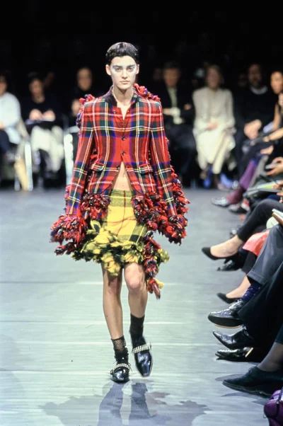 Look 10